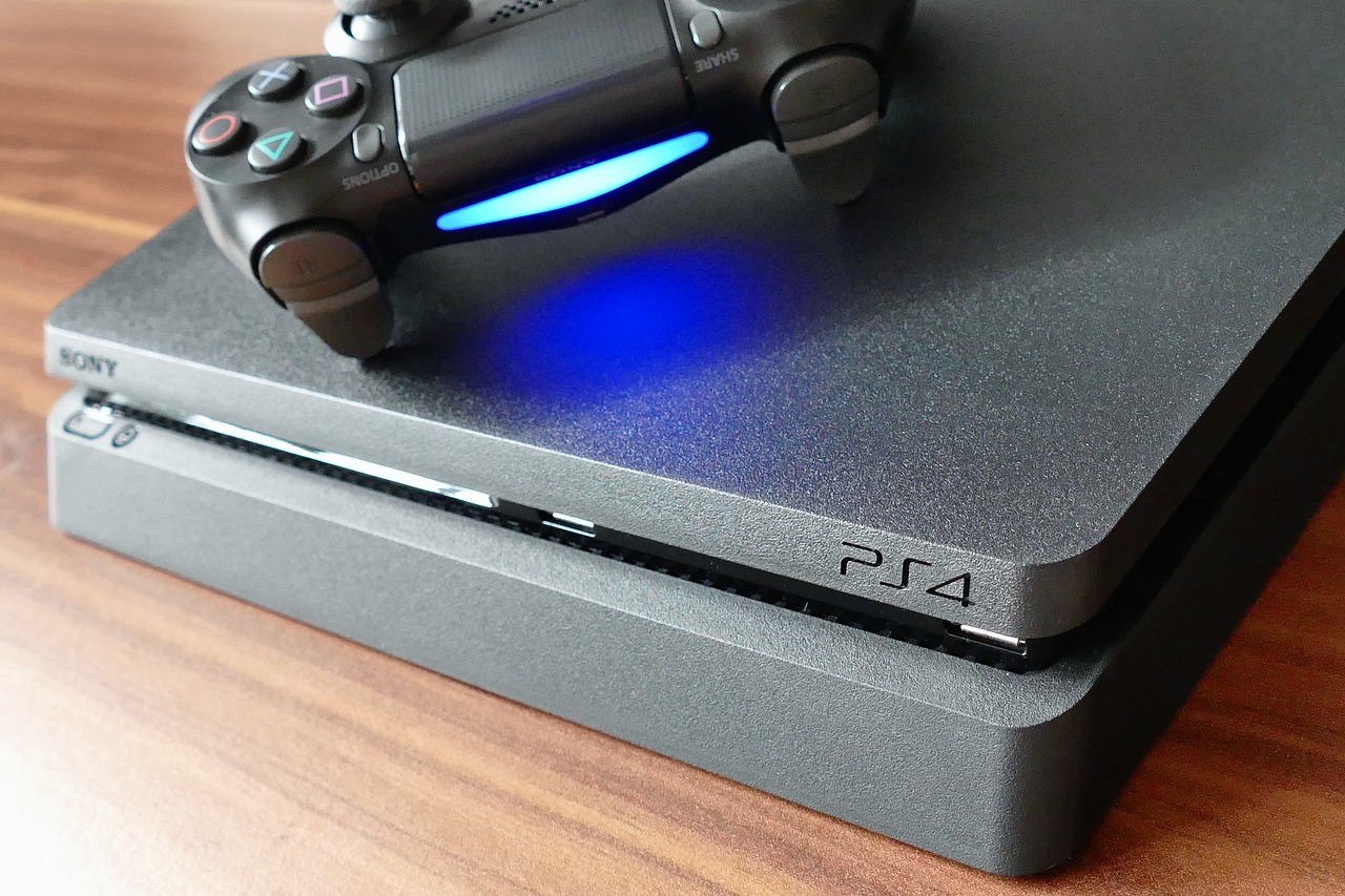 Quels sont les accessoires indispensables à la PlayStation 4 ? – Vadconext