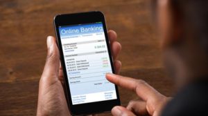Quelles sont les meilleures applis bancaires sur smartphone pour gérer ses dépenses ?